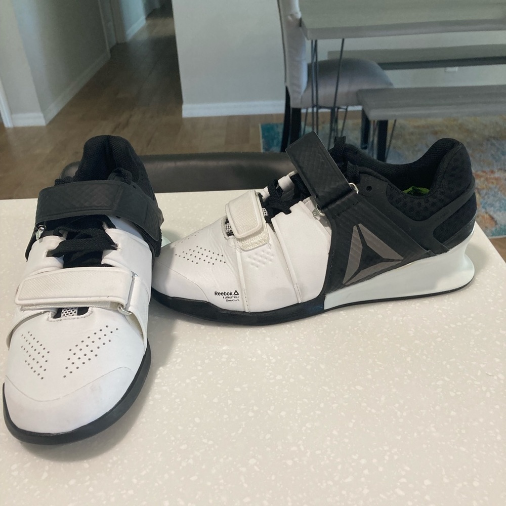 Womens Reebok Lifters